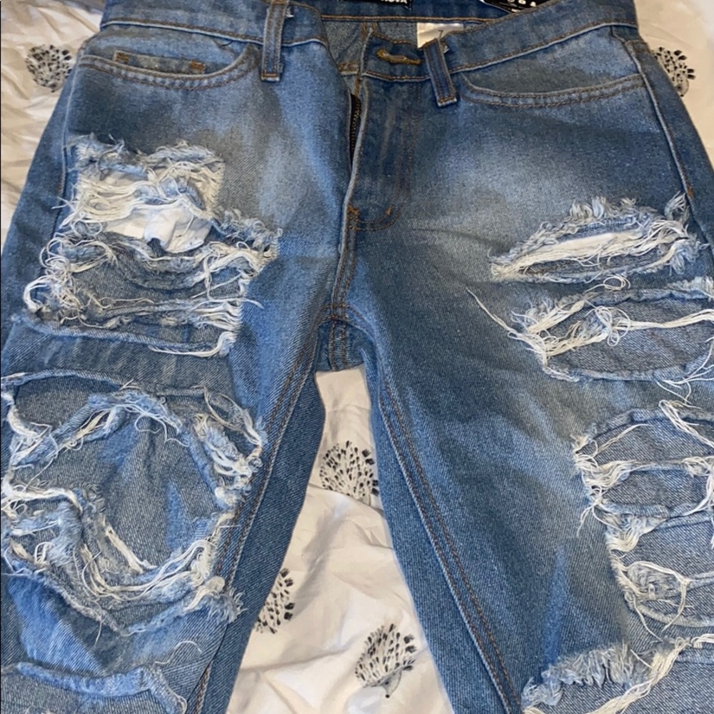 Ripped boyfriend jeans